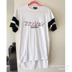 Maniere de voir men's long line graphic tee